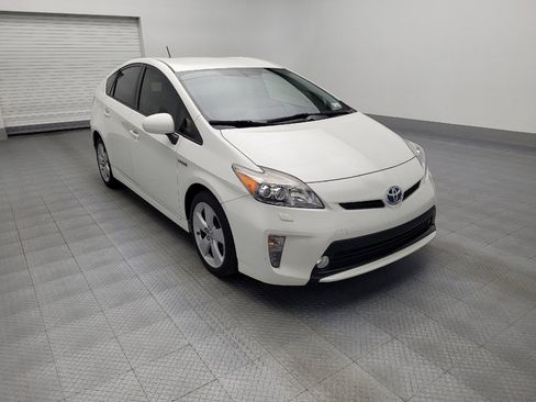 Used 2015 Toyota Prius Five image 13