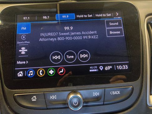 Used 2023 Chevrolet Malibu LT FWD image 25