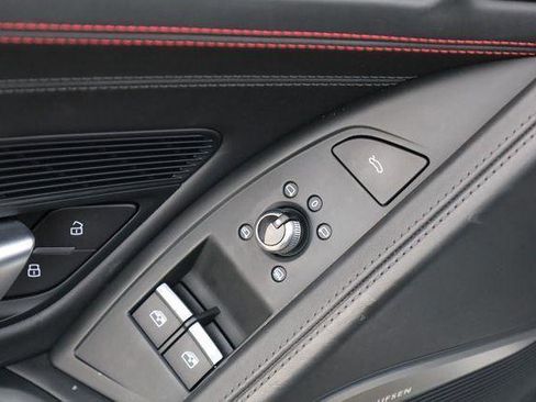 Used 2020 Audi R8 V10 w/ Carbon Exterior Package AWD/4WD image 35