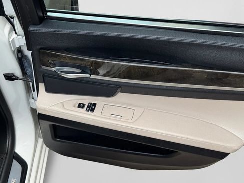 Used 2012 BMW 740i RWD image 19