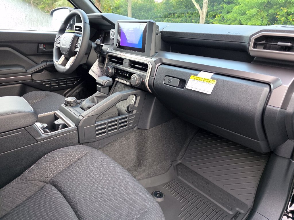 New 2026 Toyota 4Runner SR5 AWD/4WD image 13