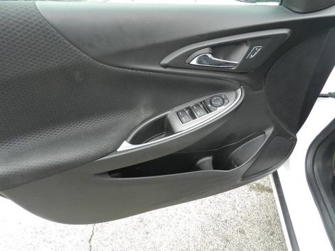 Used 2024 Chevrolet Malibu LS FWD image 16