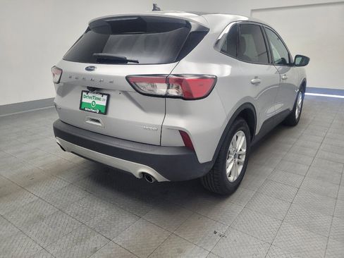 Used 2020 Ford Escape SE FWD image 7