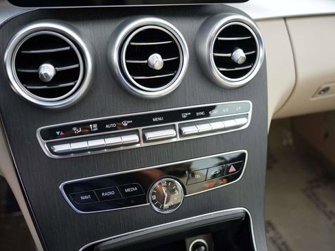 Used 2019 Mercedes-Benz C 300 Cabriolet image 19