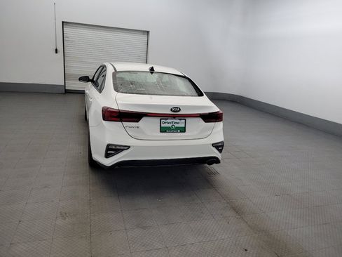Used 2020 Kia Forte LXS FWD image 6