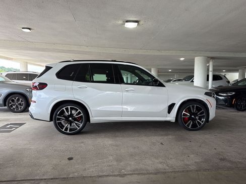 Used 2024 BMW X5 M60i AWD/4WD image 7