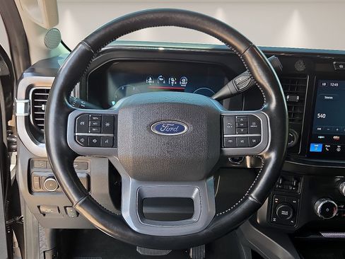 Used 2023 Ford F350 Lariat w/ Sport Appearance Package AWD/4WD image 14