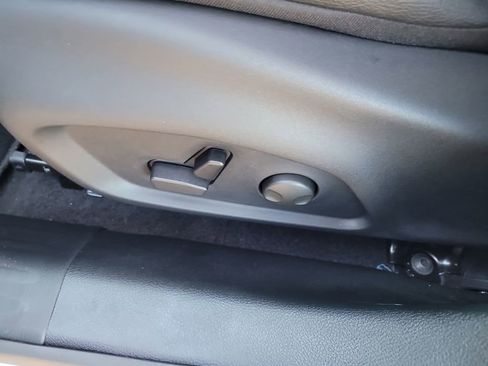 New 2026 Jeep Compass Limited image 19