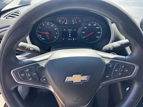 Used 2024 Chevrolet Malibu LT FWD image 16