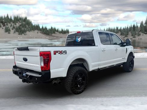Used 2017 Ford F350 Lariat w/ Lariat Ultimate Package AWD/4WD image 3