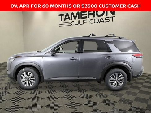 New 2026 Nissan Pathfinder SL FWD image 6