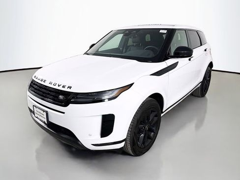 Used 2026 Land Rover Range Rover Evoque S image 3