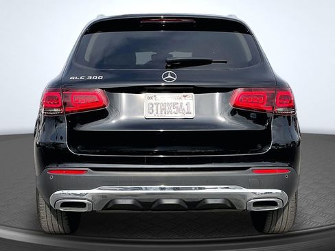 Used 2021 Mercedes-Benz GLC 300 w/ Premium Package image 4