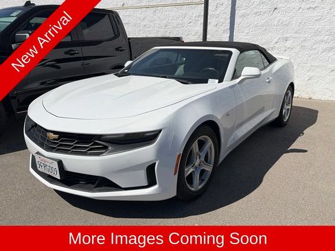 Used 2020 Chevrolet Camaro LT RWD image 5