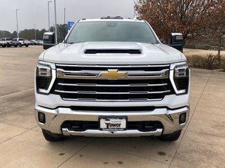 Used 2025 Chevrolet Silverado 2500 LTZ w/ LTZ Premium Package video 2