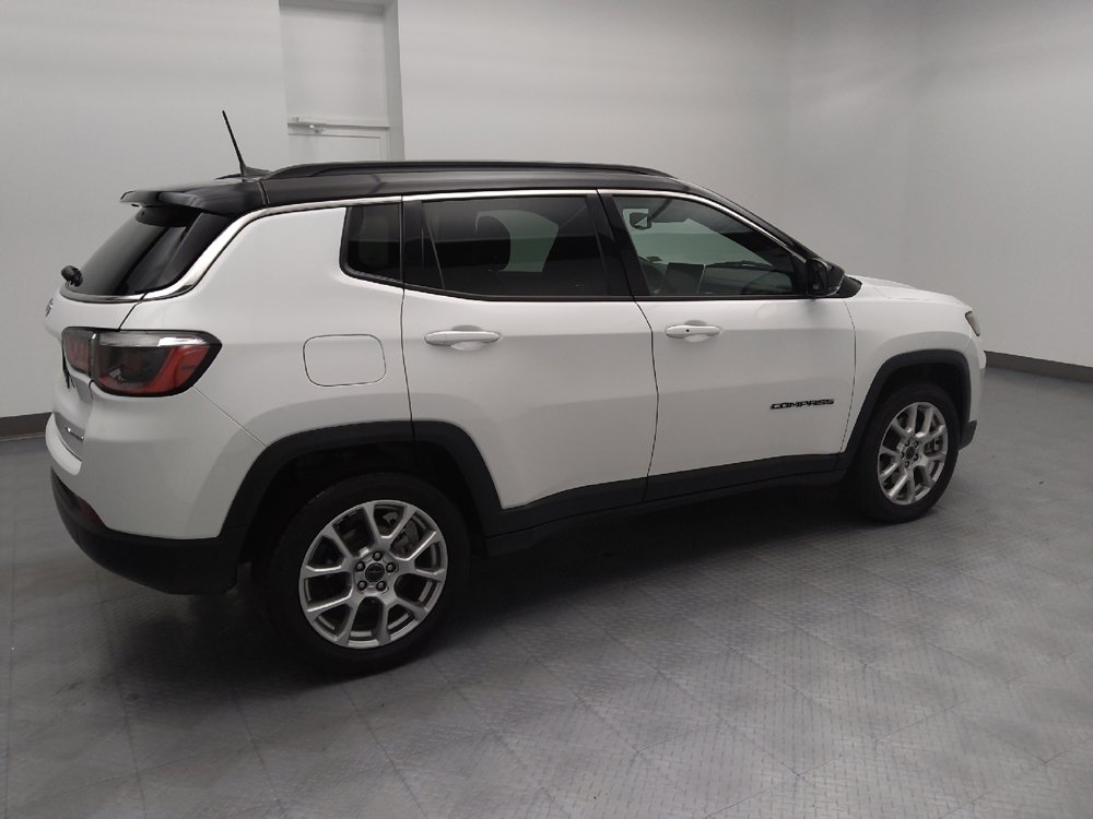 Used 2025 Jeep Compass Limited AWD/4WD image 10