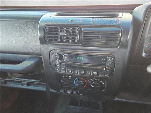 Used 2005 Jeep Wrangler Sport image 14