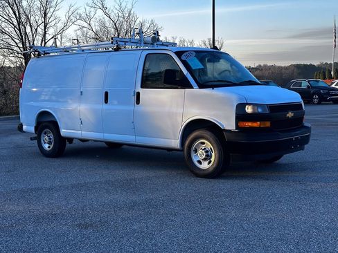 Used 2025 Chevrolet Express 2500 Extended w/ Communications Package image 1
