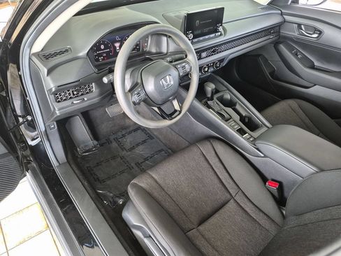 Used 2025 Honda Accord LX image 13