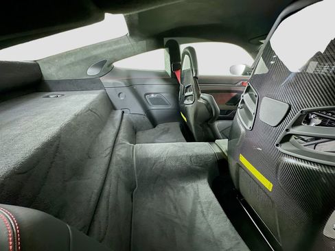 Certified 2025 Porsche 911 GT3 RS RWD image 26
