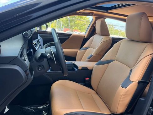 Used 2022 Lexus ES 350 w/ Premium Package FWD image 13