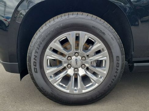 Used 2024 GMC Yukon XL Denali AWD/4WD image 33