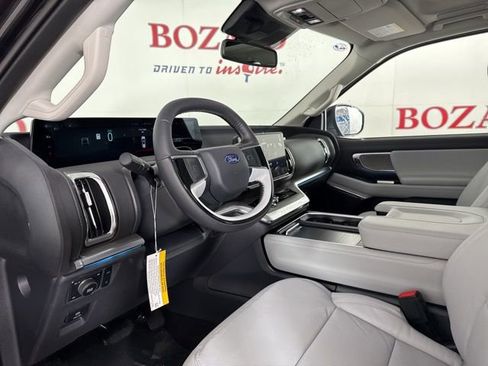 New 2025 Ford Expedition Max Platinum w/ Driver's Package image 14