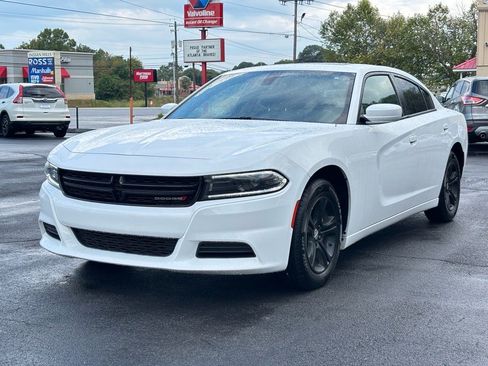 Used 2022 Dodge Charger SXT w/ Leather Interior Group image 1