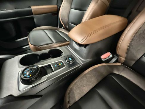 New 2025 Ford Bronco Sport Outer Banks w/ Outer Banks Tech Package+ AWD/4WD image 22