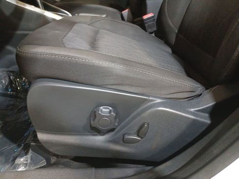 Used 2020 Ford EcoSport SE w/ SE Convenience Package image 14