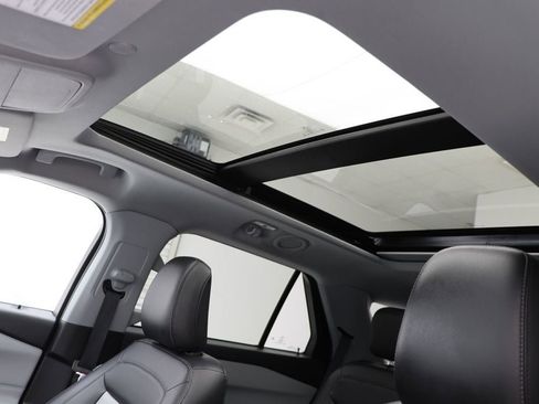 Used 2023 Ford Explorer XLT w/ Equipment Group 202A image 17