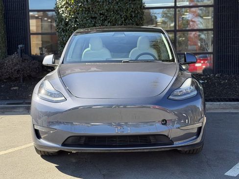 Used 2020 Tesla Model Y Performance image 3