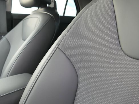 Certified 2025 Kia Niro EX image 12