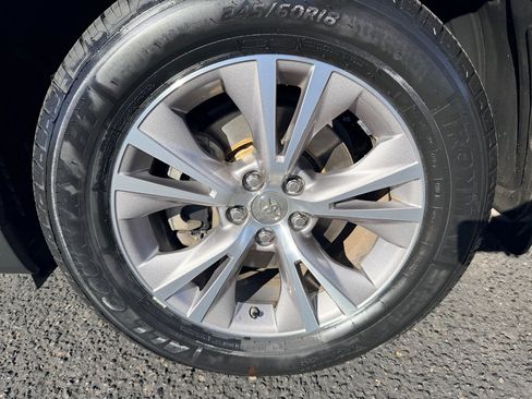 Used 2015 Toyota Highlander XLE image 47