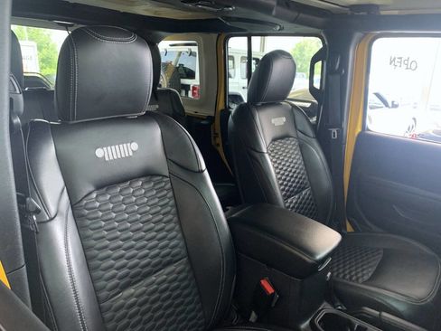 Used 2021 Jeep Wrangler Unlimited Sport image 11