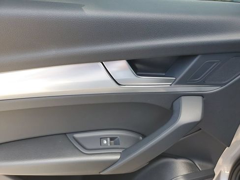 Certified 2025 Audi Q5 2.0T Premium AWD/4WD image 19