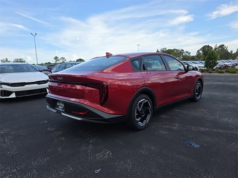 New 2025 Kia K4 EX image 8