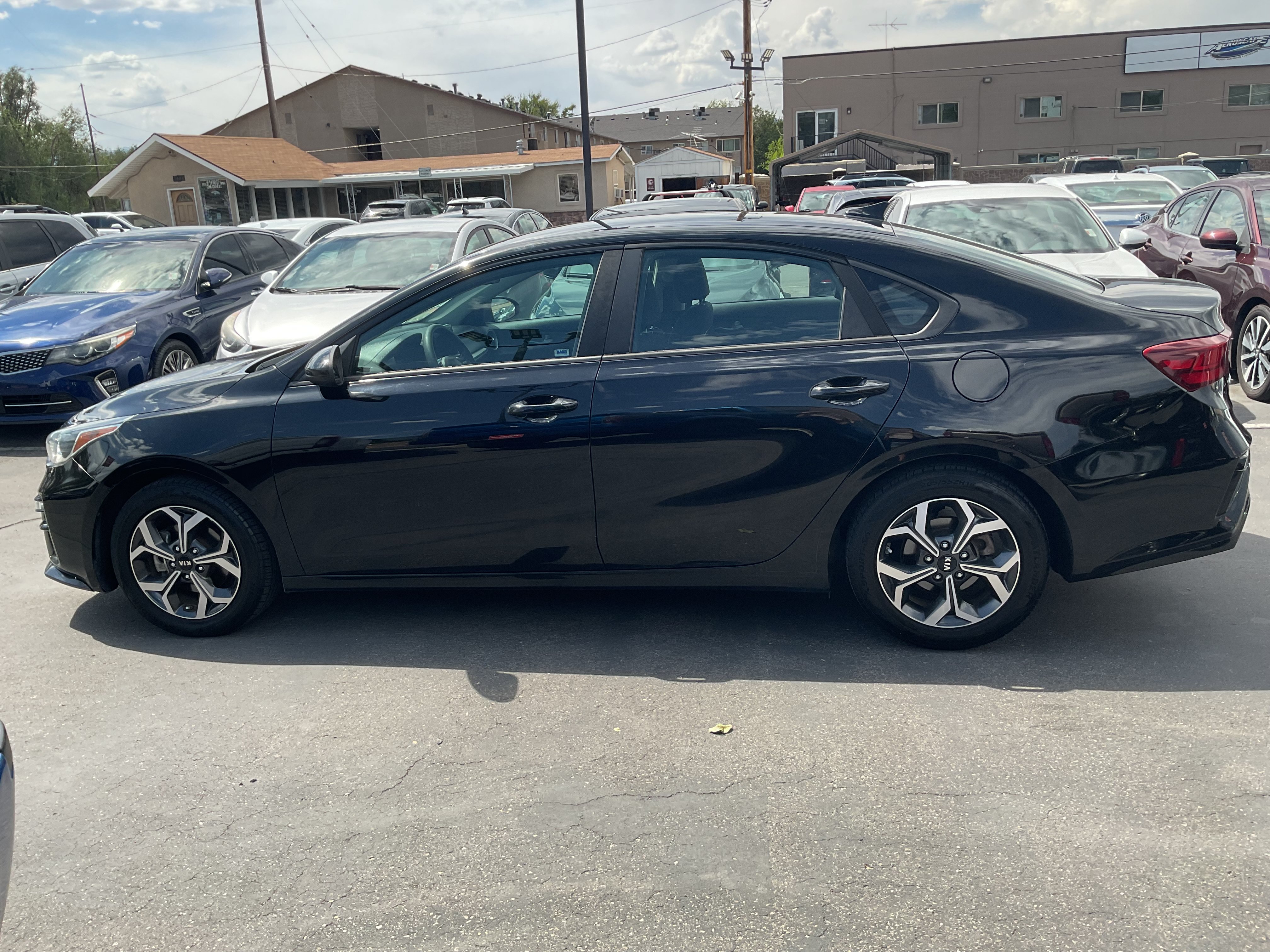Used 2020 Kia Forte LXS FWD image 4