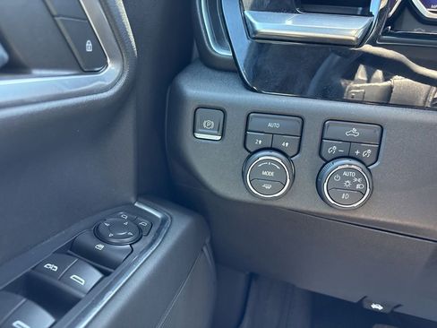 Used 2023 Chevrolet Silverado 1500 RST AWD/4WD image 30