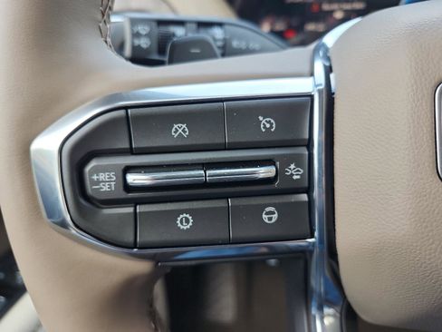 New 2026 GMC Yukon XL Denali w/ Denali Reserve Package image 21