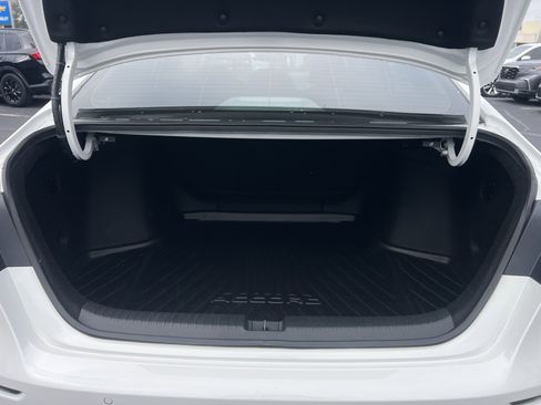 Used 2025 Honda Accord Touring image 30