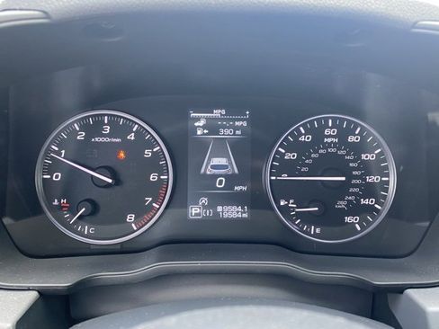 Used 2024 Subaru Crosstrek 2.0i Premium image 18