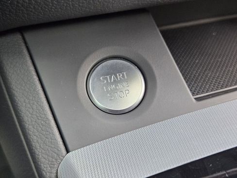 Certified 2024 Audi Q5 2.0T Premium w/ Summer of Audi Package image 25