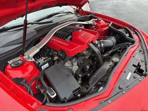 Used 2014 Chevrolet Camaro ZL1 w/ Gray Stripe Package image 12