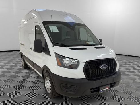 Used 2024 Ford Transit 250 148 High Roof AWD image 6