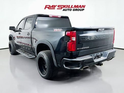 Used 2019 Chevrolet Silverado 1500 LT Trail Boss image 5