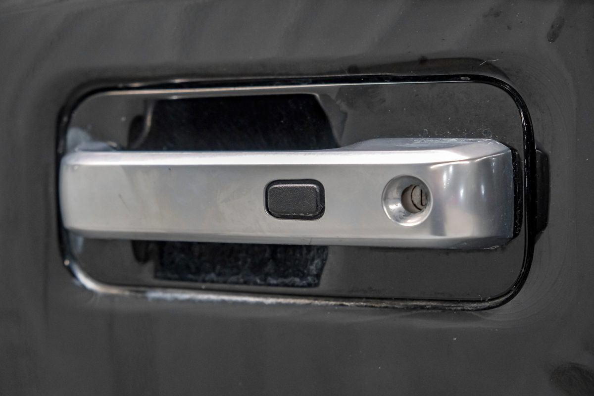 Used 2019 Ford F350 Limited w/ FX4 Off-Road Package AWD/4WD image 42