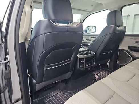 Used 2023 RAM 1500 Limited AWD/4WD image 33