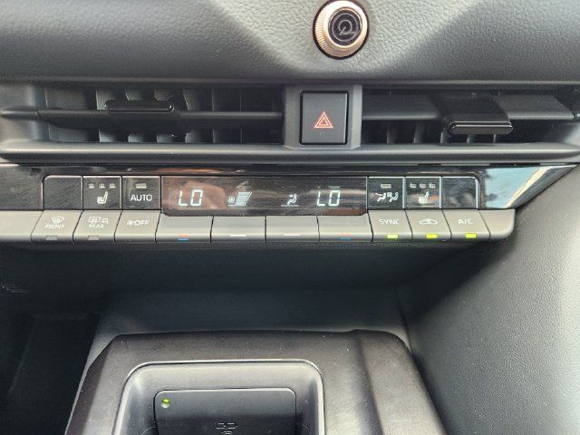 Certified 2024 Toyota Crown AWD/4WD image 18