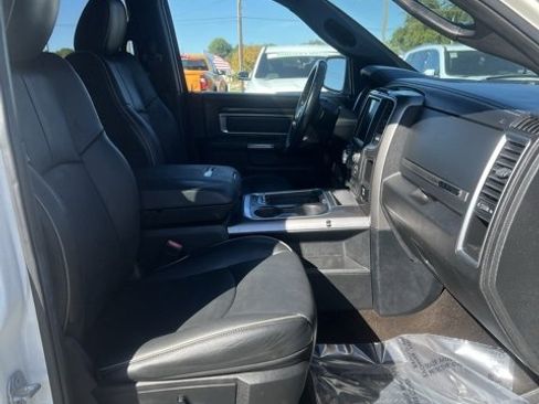 Used 2017 RAM 1500 Limited image 10